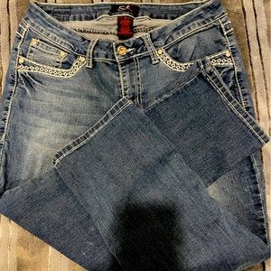 Womens size 8 Earl Jeans! Barely used!